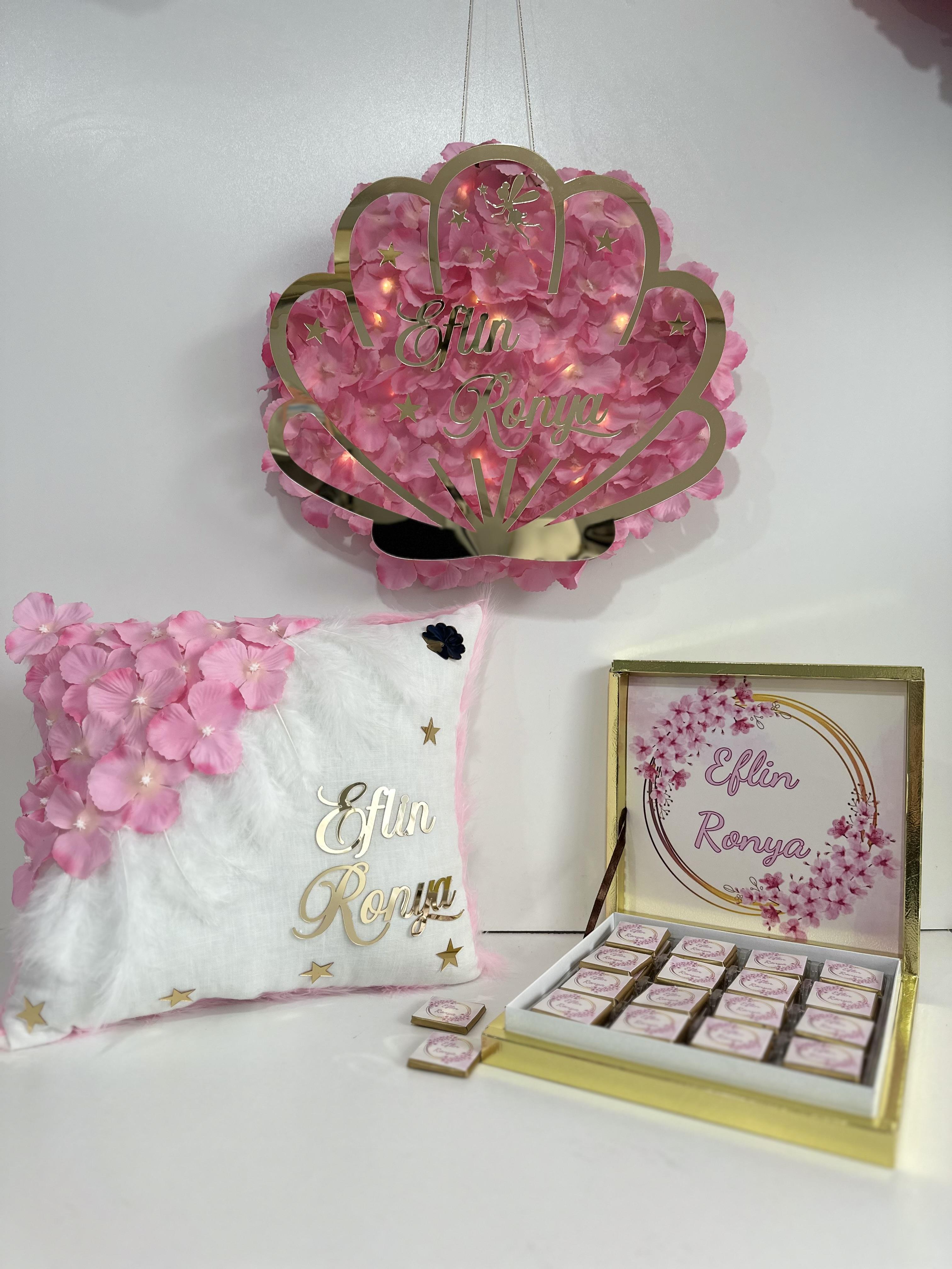 Ledli bebek kapı süsü Takı Yastığı 48 Adet bebek Çikolatası